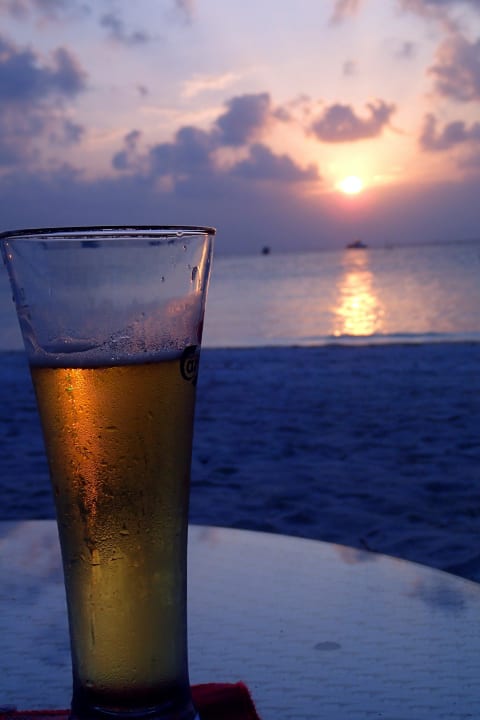 Dhonibar Meeru Maldives Resort Island