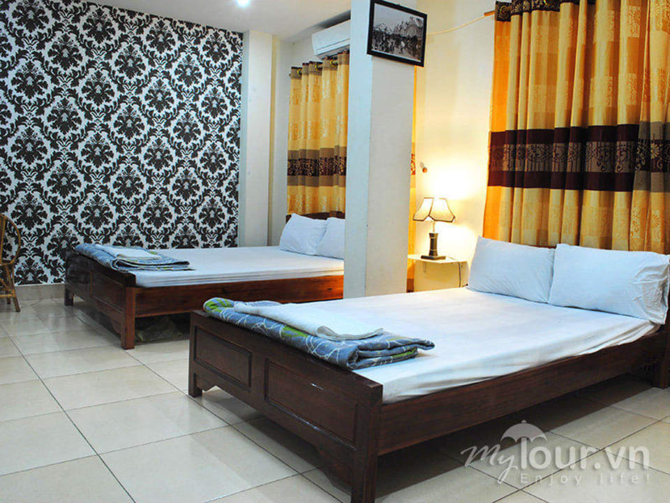 Family Room Hoàng Kiên Hotel