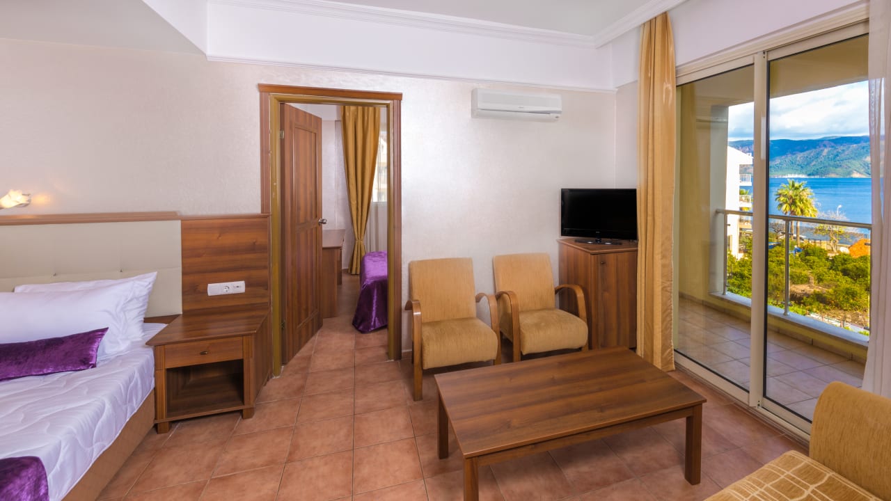 Zimmer Luna Beach Deluxe Hotel