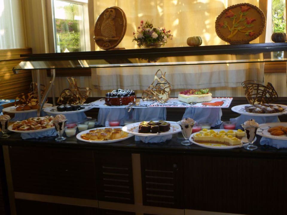 Kuchenbuffet Hotel Side Star Park