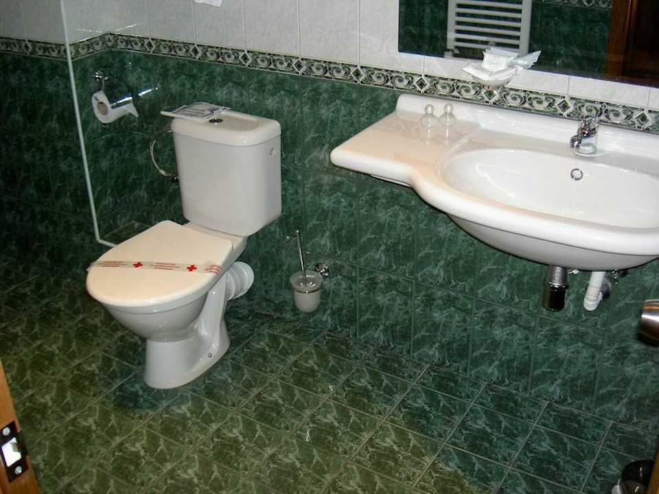 Bad eines Zimmers des Hotel Colosseum Hotel Colosseum