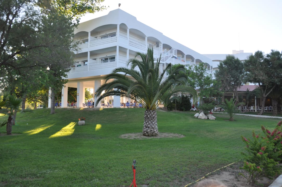 Budynek główny Domes Aulūs Zante, Autograph Collection