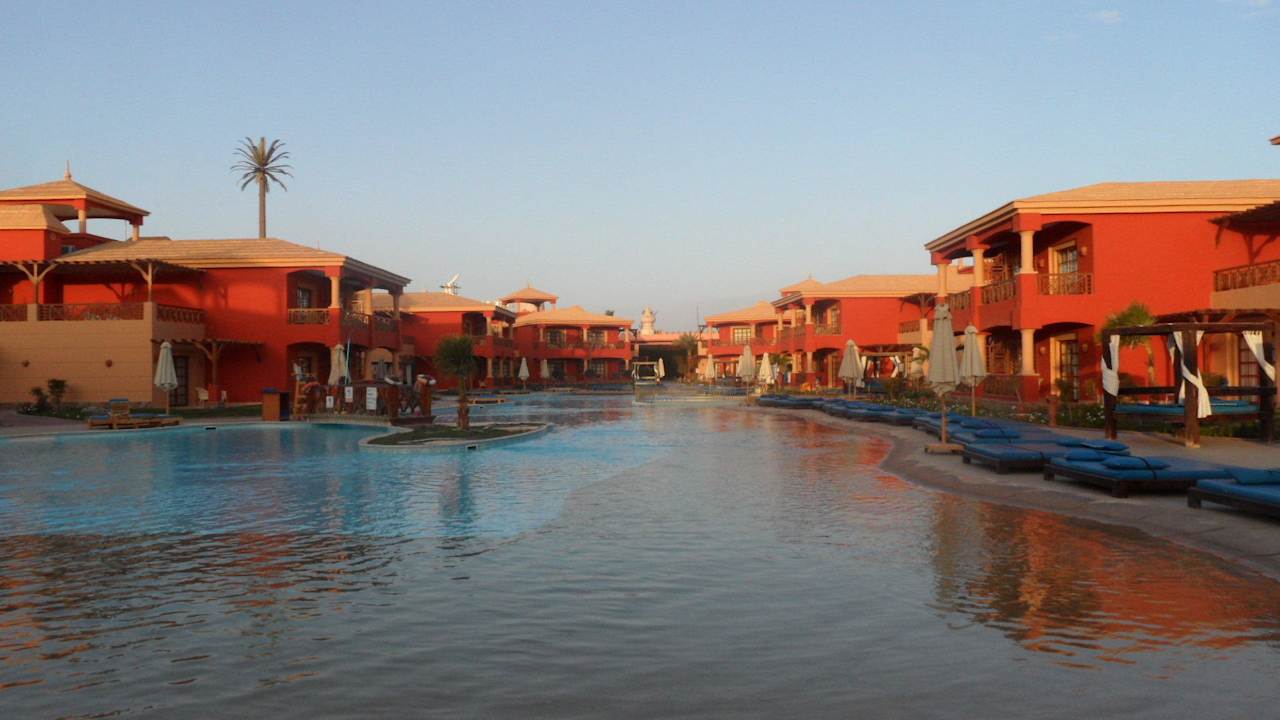 Pool im 400er Bereich Pickalbatros Alf Leila Wa Leila Resort - Neverland Hurghada