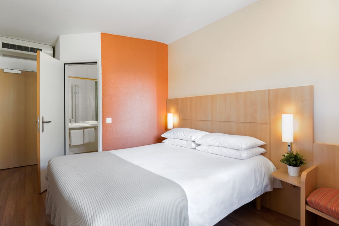 Zimmer Hotel Ibis Locarno