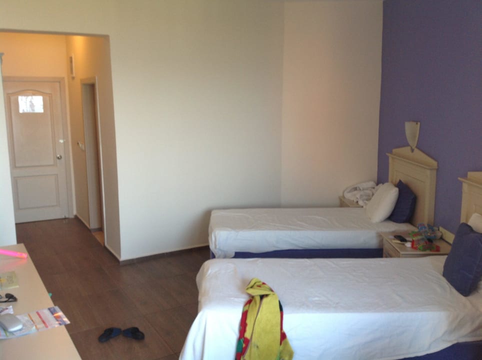 Unser Zimmer Club Turtas Beach Hotel