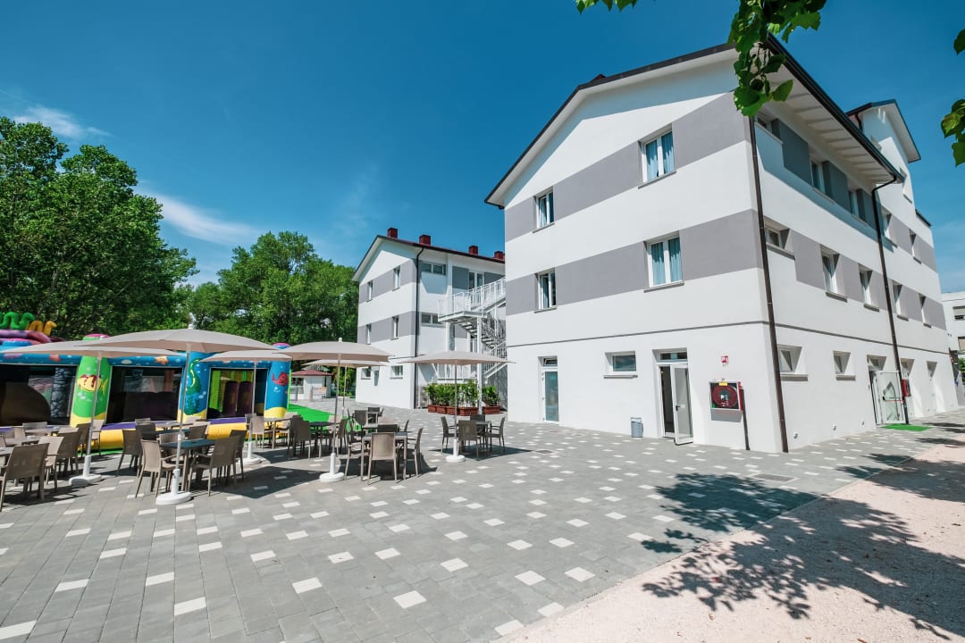 Sport & Freizeit Color Green Village Cesenatico