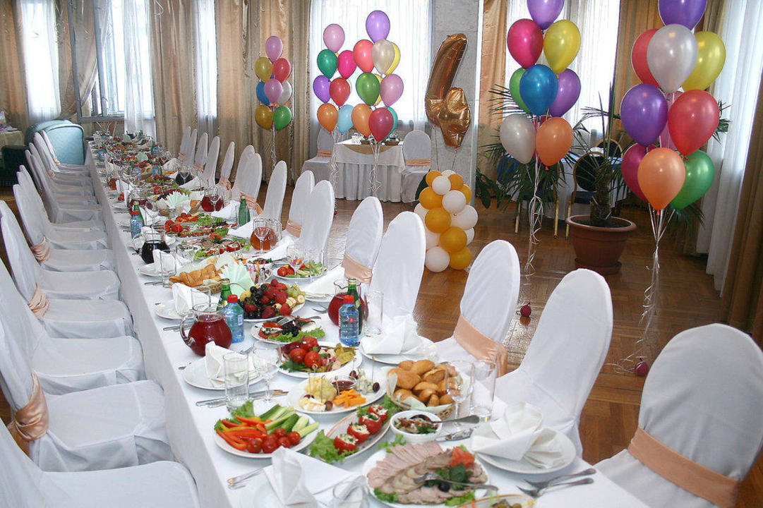 Ресторан - Детский праздник Petrovo-Dalnee Resort Hotel / Пансионат Петрово-Дальнее