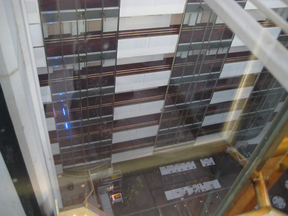 Blick aus dem Fahrstuhl Clarion Hotel The Hub