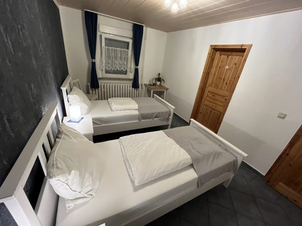 Zimmer Pension ZUM LINDENWALD Colbitz