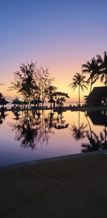 Pool Outrigger Mauritius Beach Resort