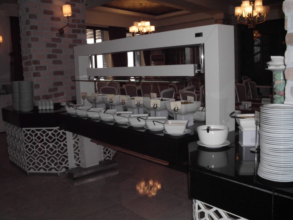 Frühstücksbüffet Vuni Palace Hotel