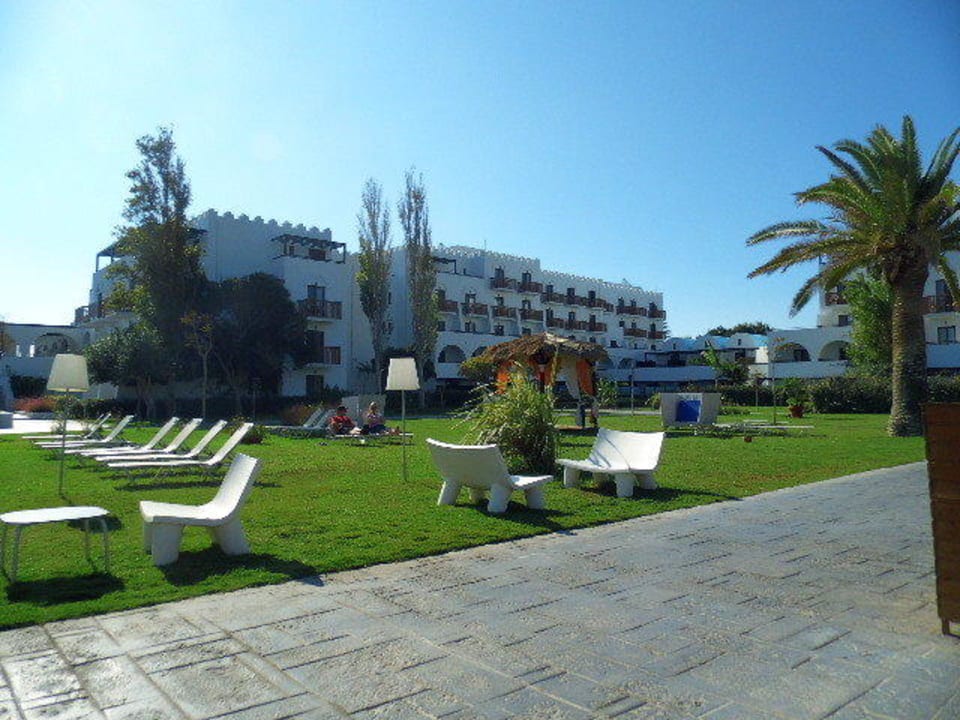 Garten TUI BLUE Oceanis Beach and Spa Resort