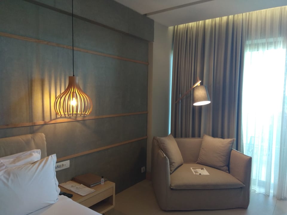 Zimmer Ikones Seafront Luxury Suites