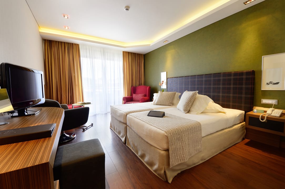 Zimmer Hotel Royal Paradise Beach Resort & Spa