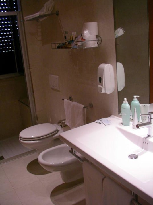 Sanitärbereich Hotel Eur