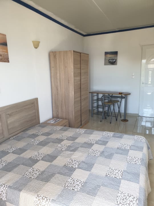 Zimmer Paradis Studios