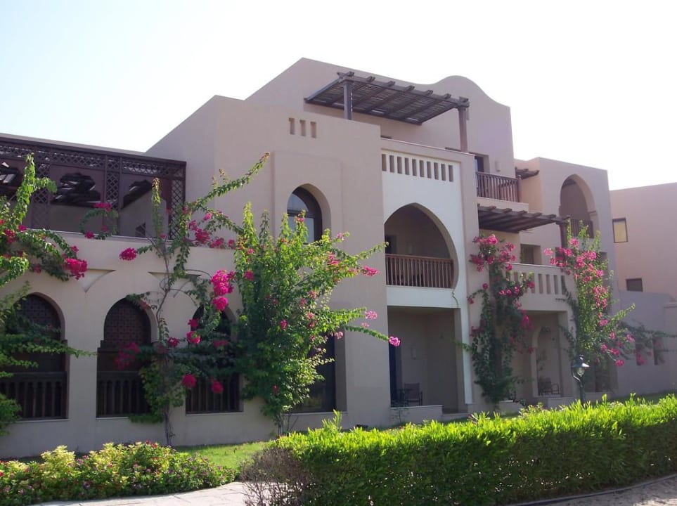 Außenansicht des Hotels Miramar Al Aqah Beach Resort