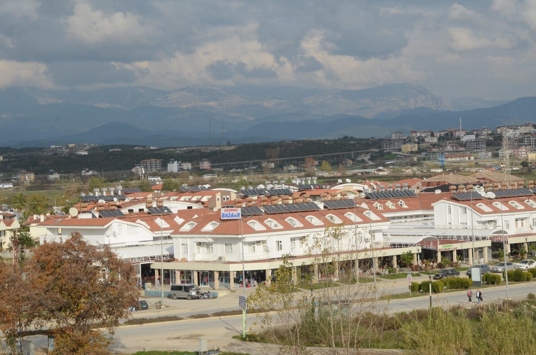 Ausblick in die Berge Seher Sun Palace Resort & Spa