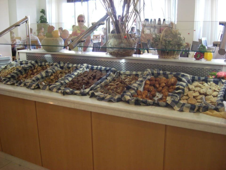 Frühstück  Hotel Horizon Beach Resort