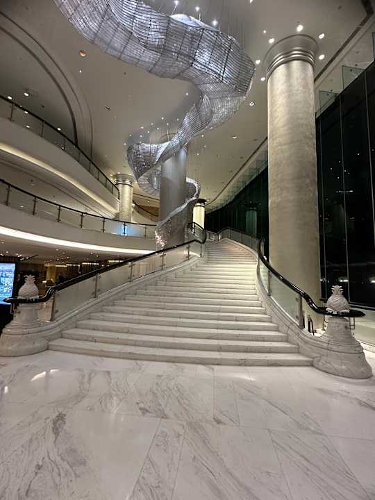 Lobby Harbour Grand Kowloon