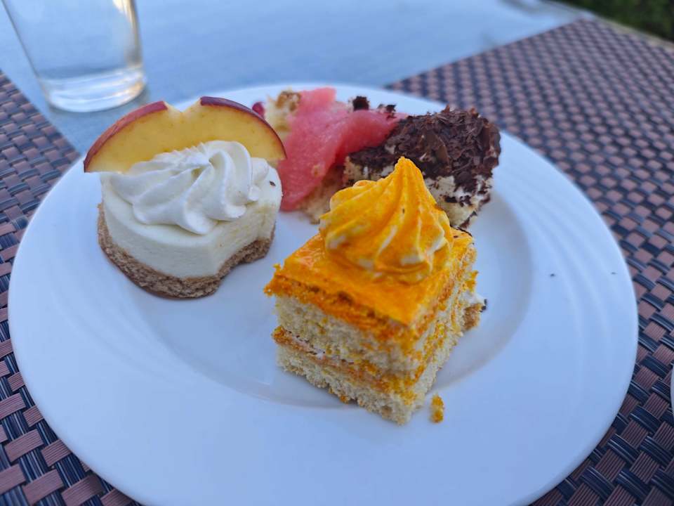 Gastro Coral Hills Resorts & SPA