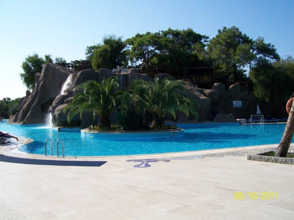 Pool in der Clubanlage Blue Waters Club