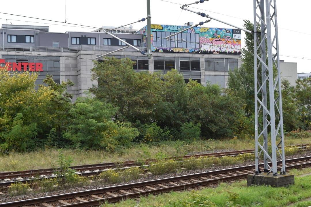 Außenansicht Holiday Inn - the niu, Hide Berlin Friedrichshain