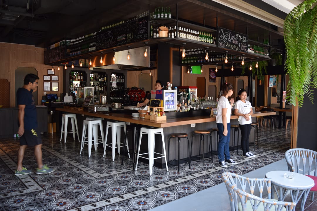 Bar im Restaurant ibis Styles Bangkok Khaosan Viengtai