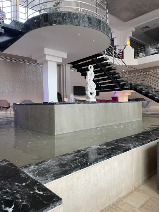 Lobby St. George Beach Hotel & Spa Resort