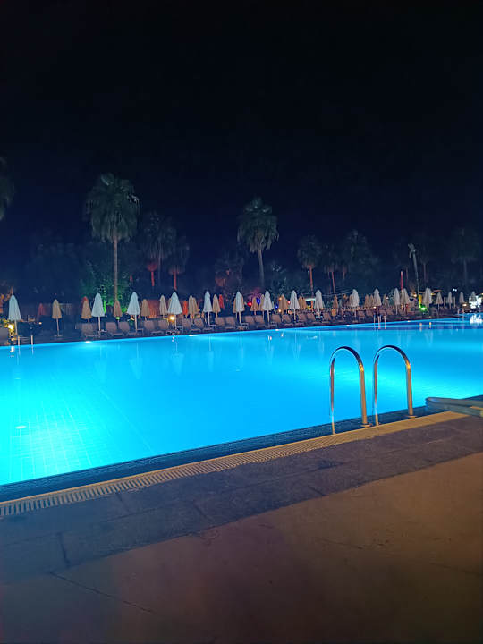 Pool VONRESORT Golden Coast