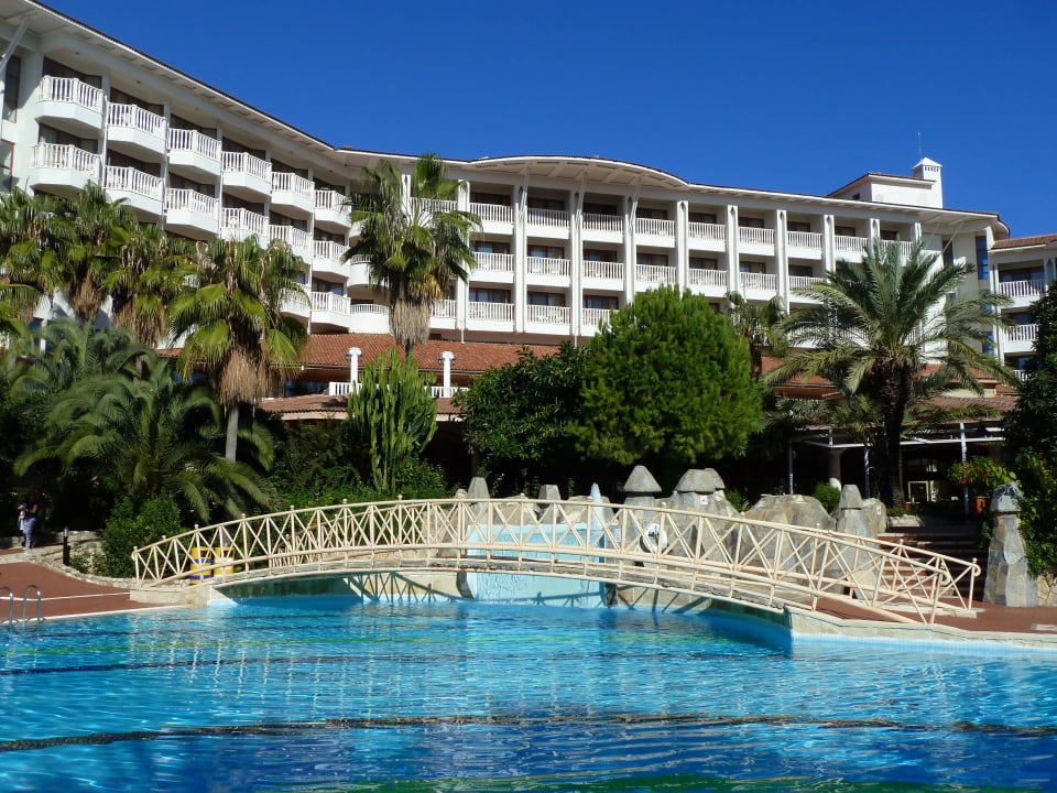 Pool und Hotel Hotel Defne Garden