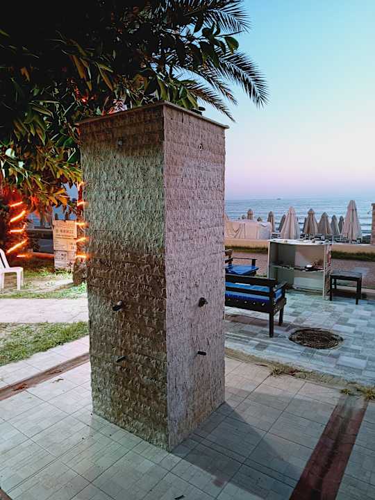 Gartenanlage Hotel Sirma