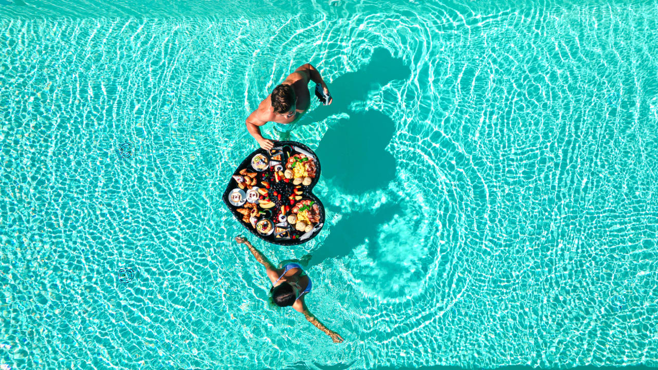 Pool You & Me Beach Hotel