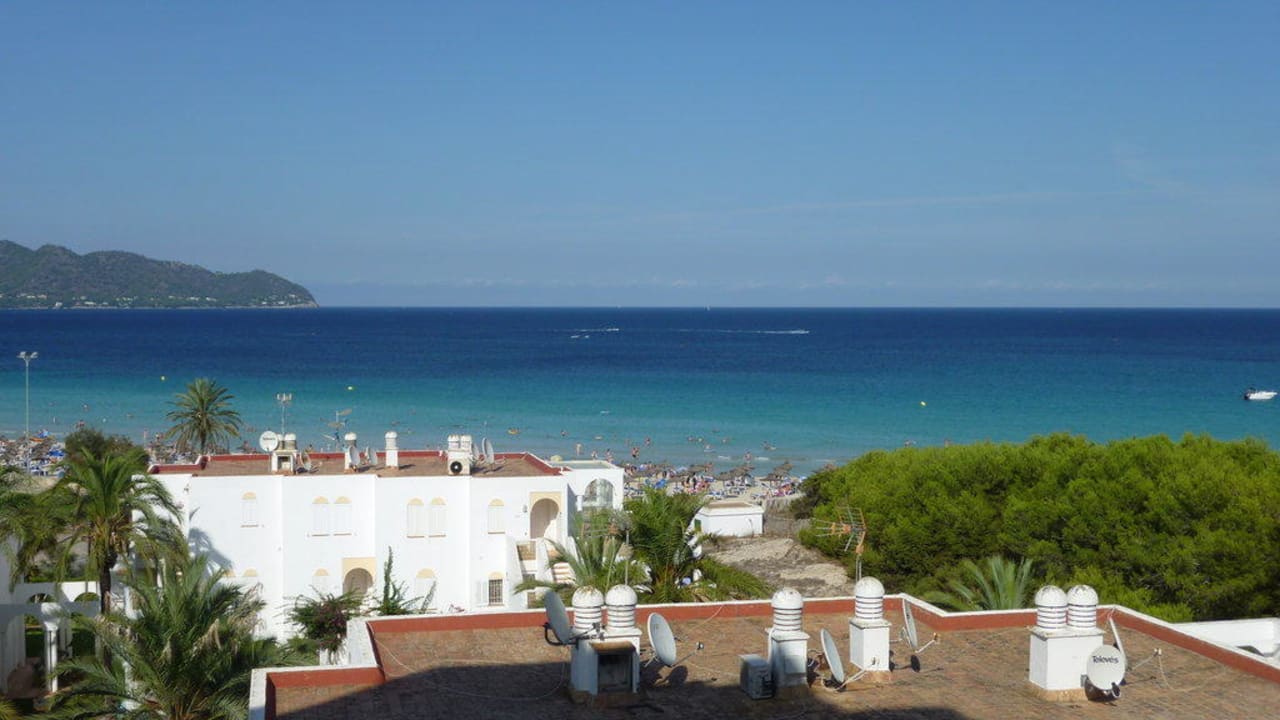 Ausblick zum Meer Hipotels Bahia Grande