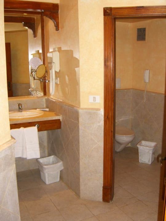 Badezimmer Junior Suite The Grand Resort