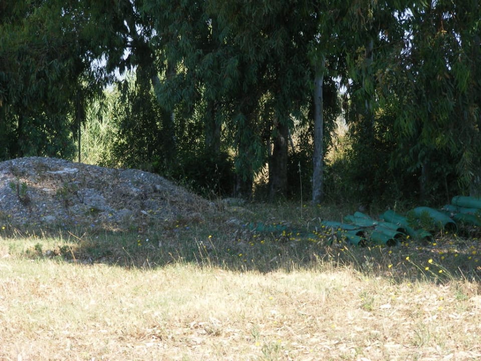 Bauschutt Hotel Feriendorf Il Veliero