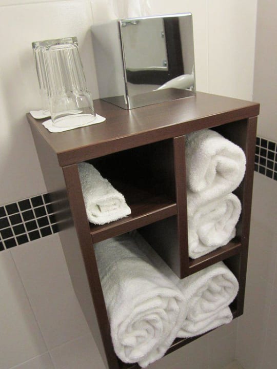 Bad / Handtücher Hampton by Hilton Berlin City West