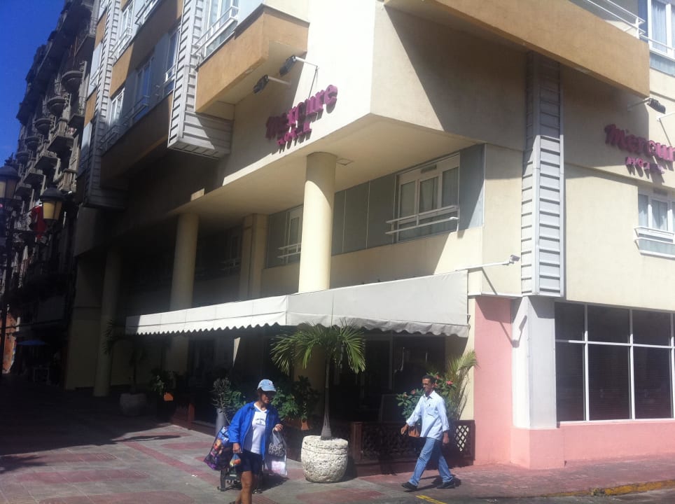 Außenansicht Novus Plaza Hodelpa