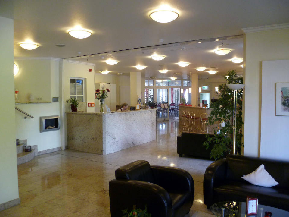 Eingang Strandhotel Grömitz