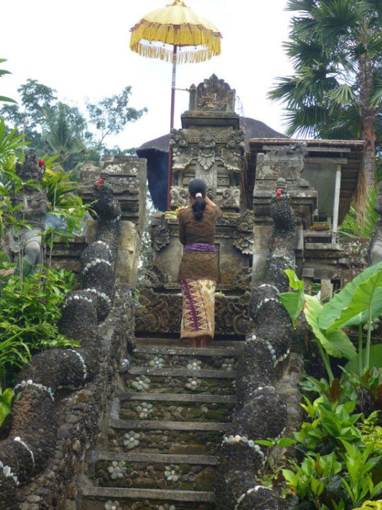 Haustempel im Hotelgarten Hotel Tjampuhan