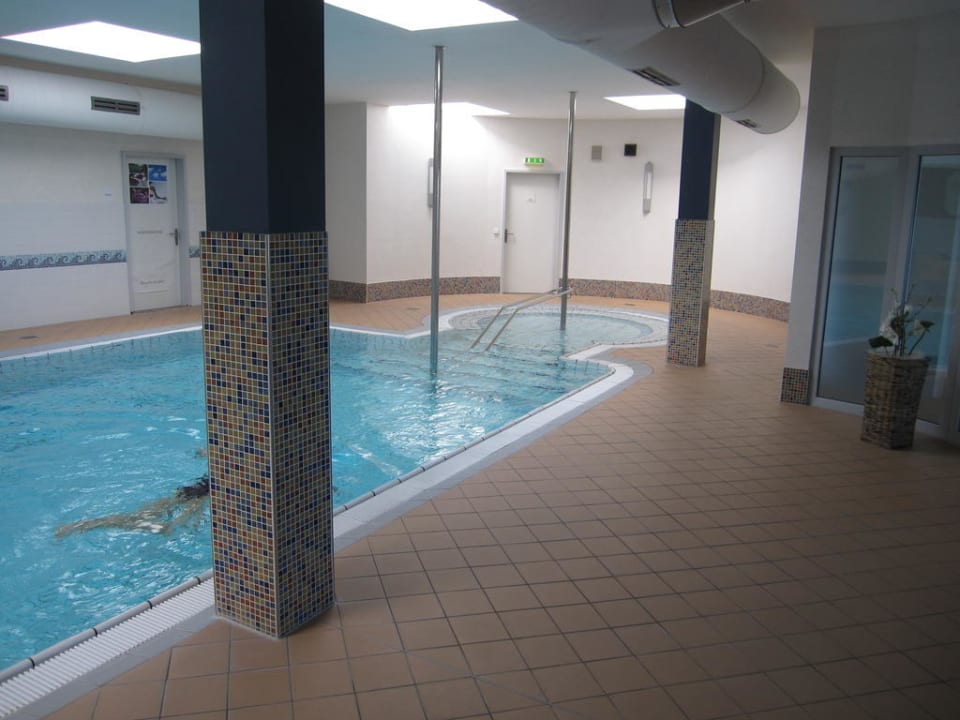 Pool Seehotel Großherzog von Mecklenburg