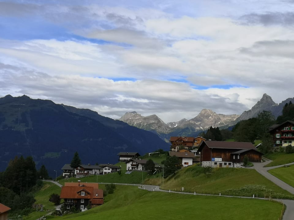 Ausblick Hotel Fernblick Montafon