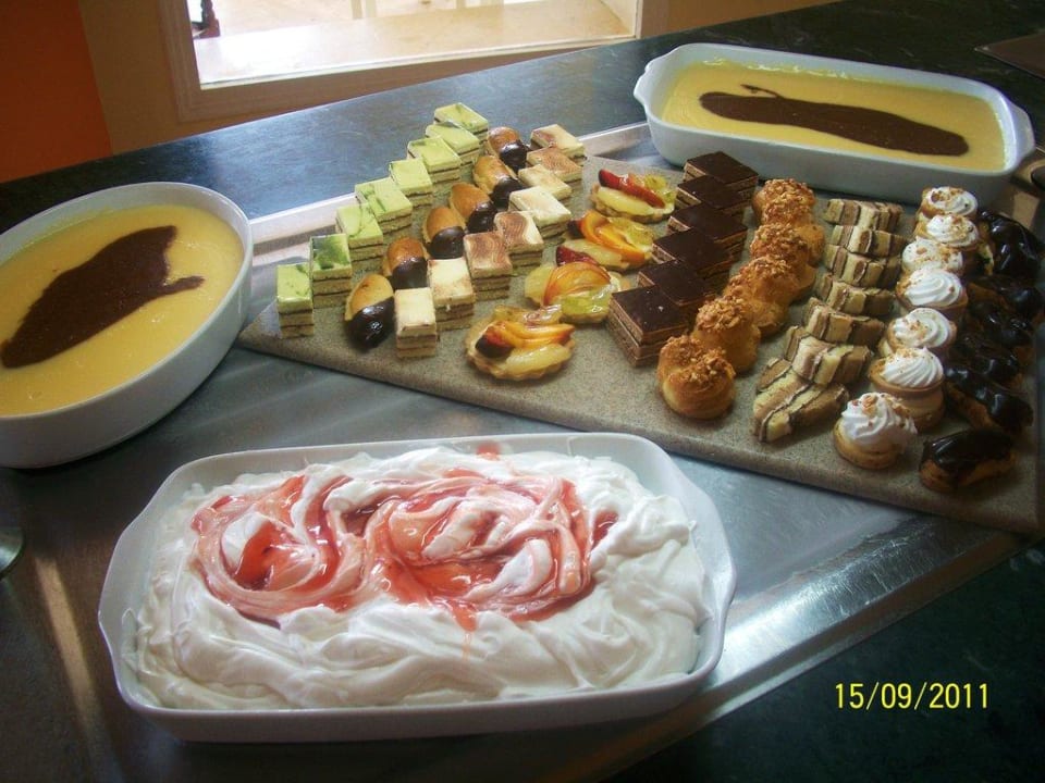 Nachspeisen im Hauptrestaurant Mahdia Beach & Aquapark