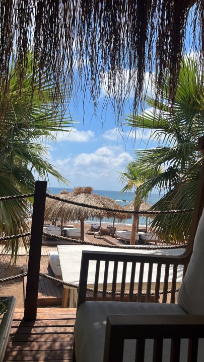 Strand Rubi Platinum Sign