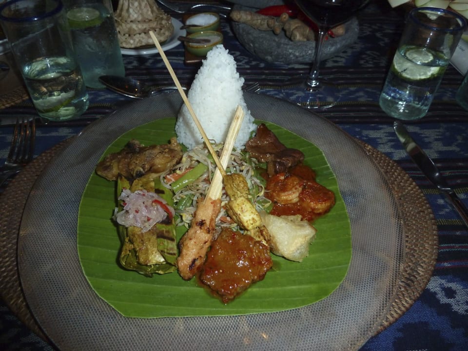 Köstlichkeiten Hotel Matahari Beach Resort & Spa