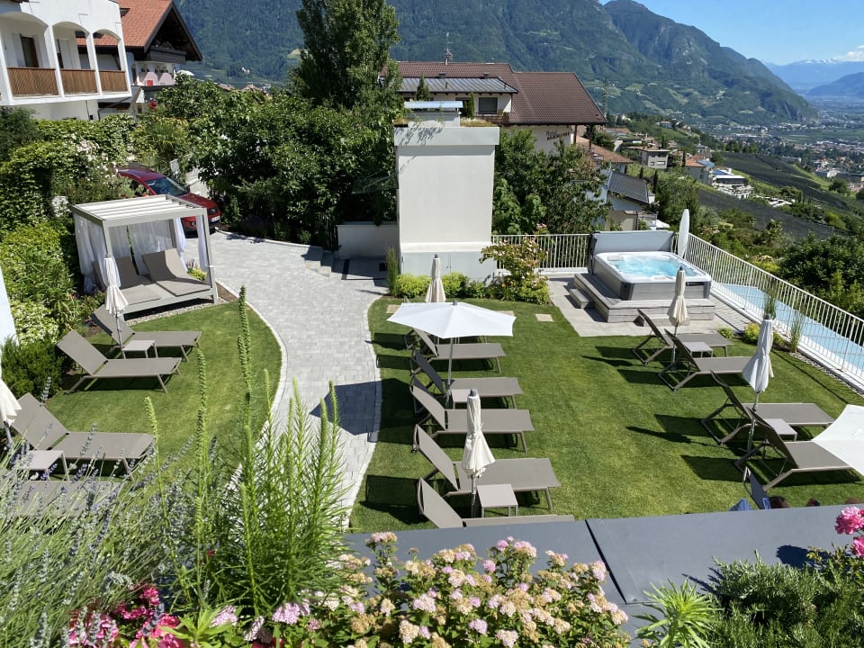 Gartenanlage Panoramahotel Am Sonnenhang