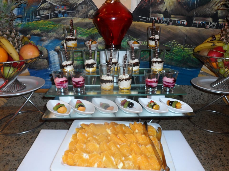 Dessert Hotel JAZ Makadi Star & Spa