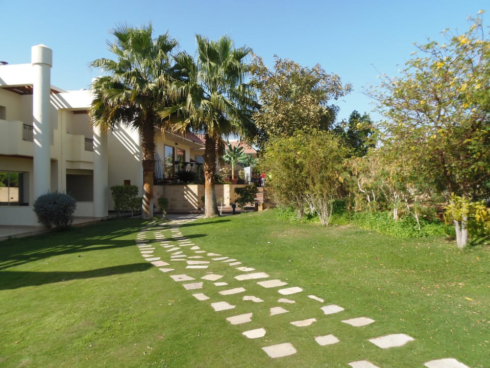 Hotel Xperience Kiroseiz Parkland Resort