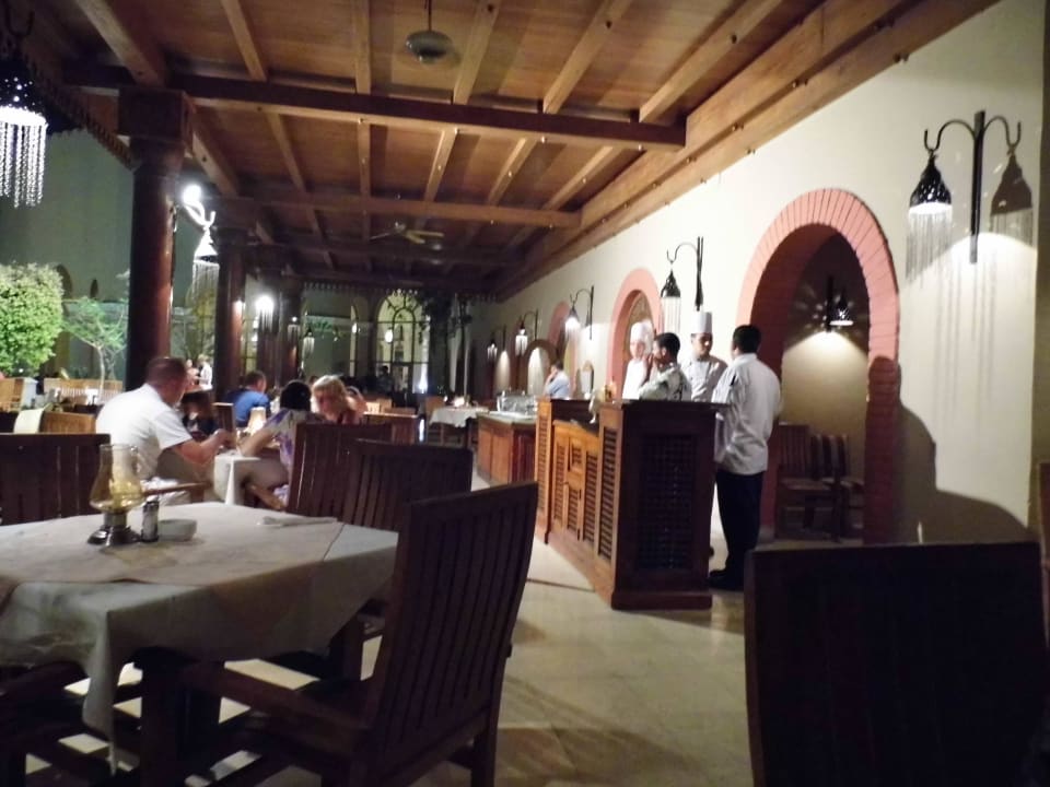 Aussen Restaurant Ghazala Gardens