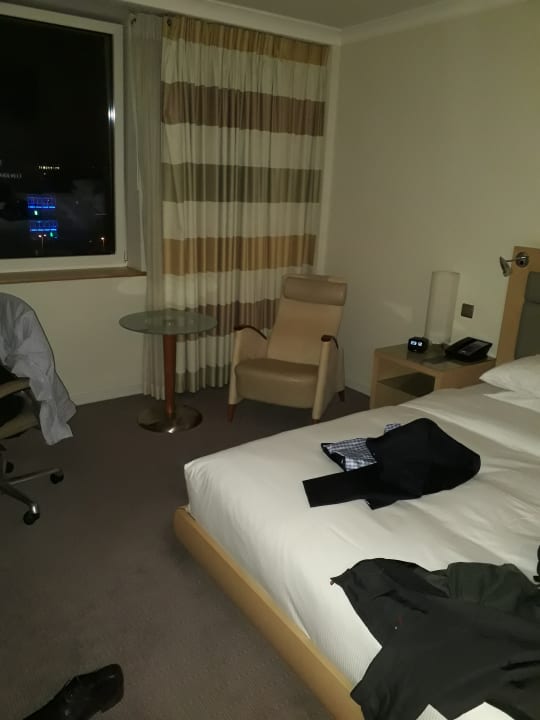 Zimmer Hilton Düsseldorf